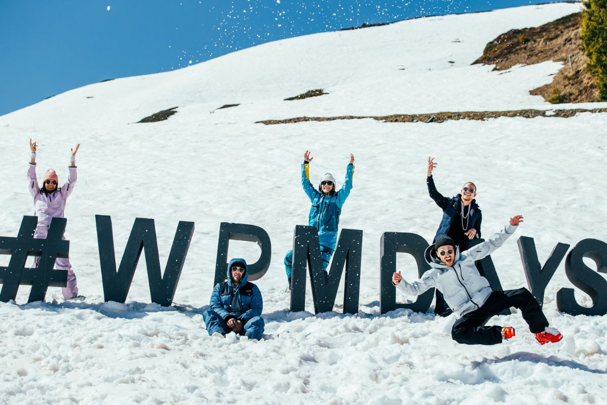 White Pearl Mountain Days in de sneeuw bij Fieberbrunn